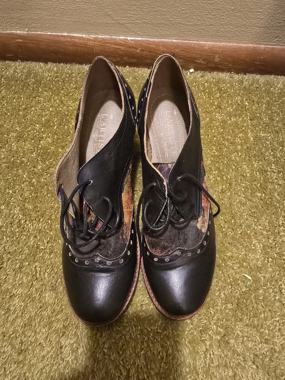 L'ATISTE Black with Brown & Multi-Color Lace-Up Women's Oxford Boots